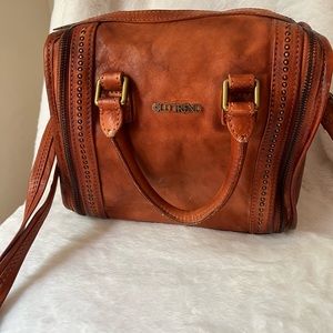 Old trend leather bag.